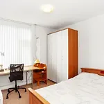 Wim's Place Amsterdam Airport / Hoofddorp