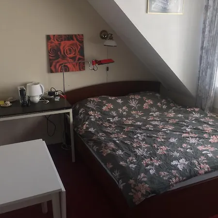 Wim's Place Schiphol Amsterdam Airport 2* Hoofddorp