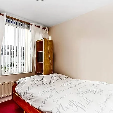 Wim's Place Schiphol Amsterdam Airport Bed & Breakfast