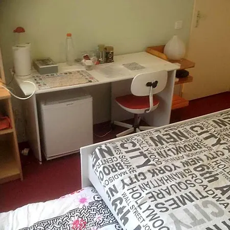 Wim's Place Schiphol Amsterdam Airport Bed & Breakfast Hoofddorp