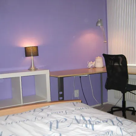 Wim's Place Schiphol Amsterdam Airport Oda ve Kahvaltı 2*