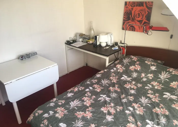 Wim's Place Schiphol Amsterdam Airport Alojamento de Acomodação e Pequeno-almoço Hoofddorp