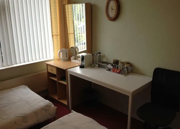 Wim's Place Schiphol Amsterdam Airport Alojamento de Acomodação e Pequeno-almoço 2*