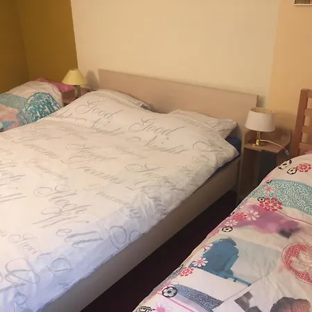 Alojamento de Acomodação e Pequeno-almoço Wim's Place Schiphol Amsterdam Airport 2*