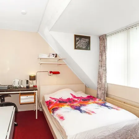 Wim's Place Schiphol Amsterdam Airport 2* Hoofddorp